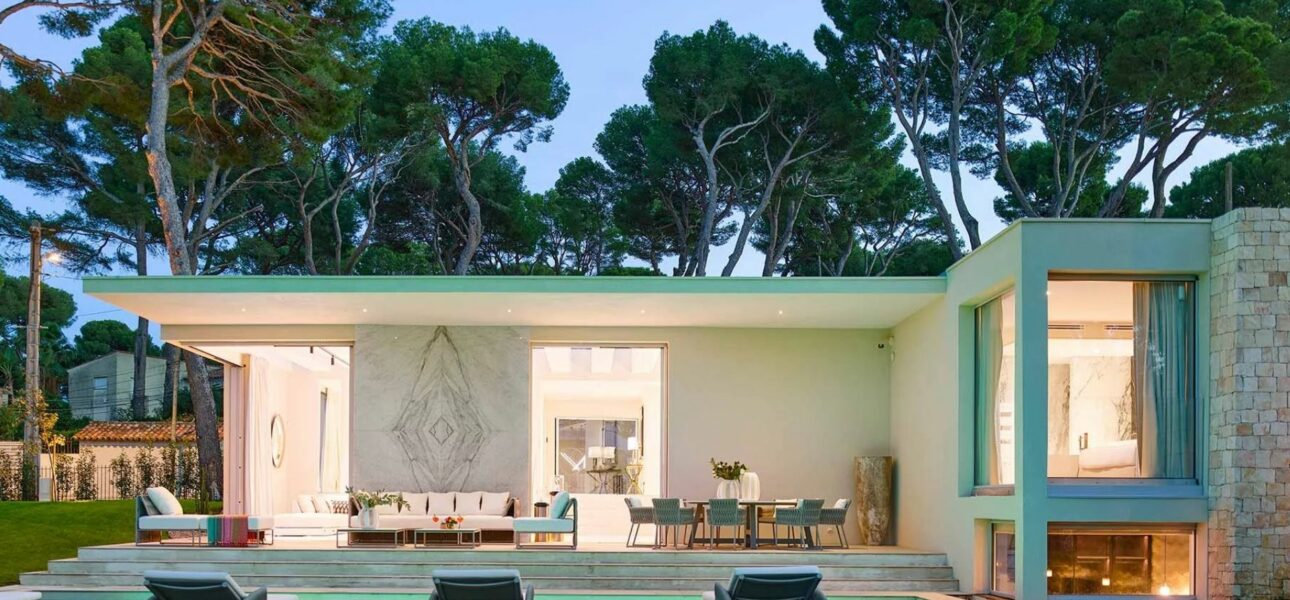 Villa ikon cap roc luxe construction