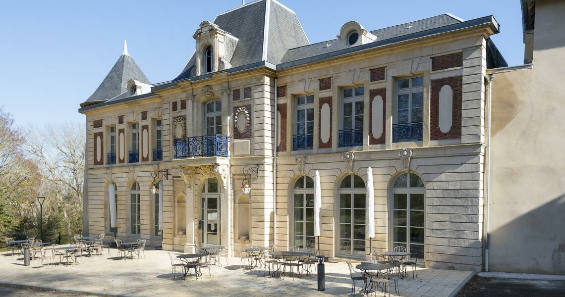 Domaine de remicourt villa chateau